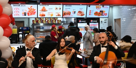 KudoKudo Dönüşüyor: Küresel Restoran Zinciri Artık KUKiDU!